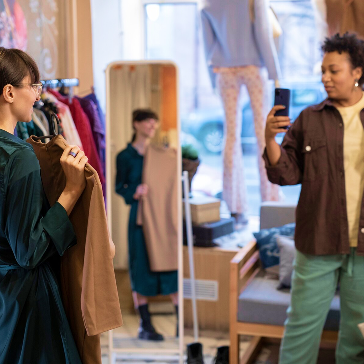 Social Media - Boost in-store sales with social commerce
